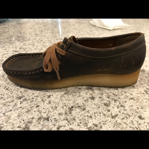 Women’s Clarks 7 1/2 - Picture 1 of 5